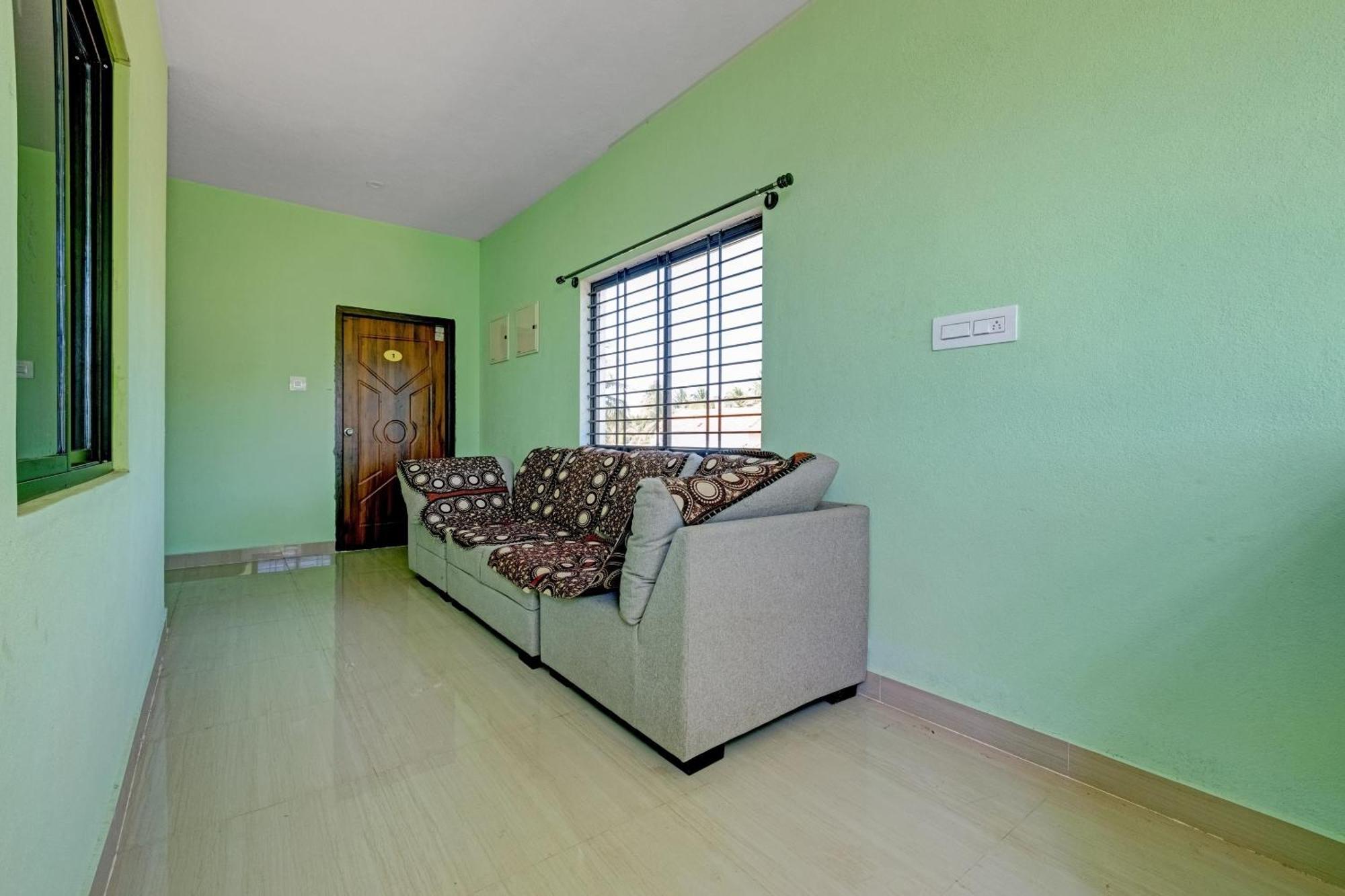 Spot On B R Comforts Krs Back Water Hotel Hosa Kannambādi Buitenkant foto
